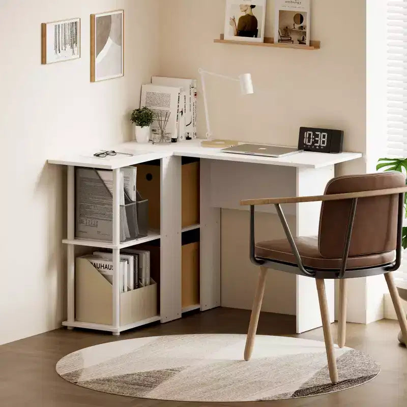 Bureau d'ordinateur en forme de L Bureau d'étude d'angle avec étagères de rangement ouvertes pour bureau à domicile